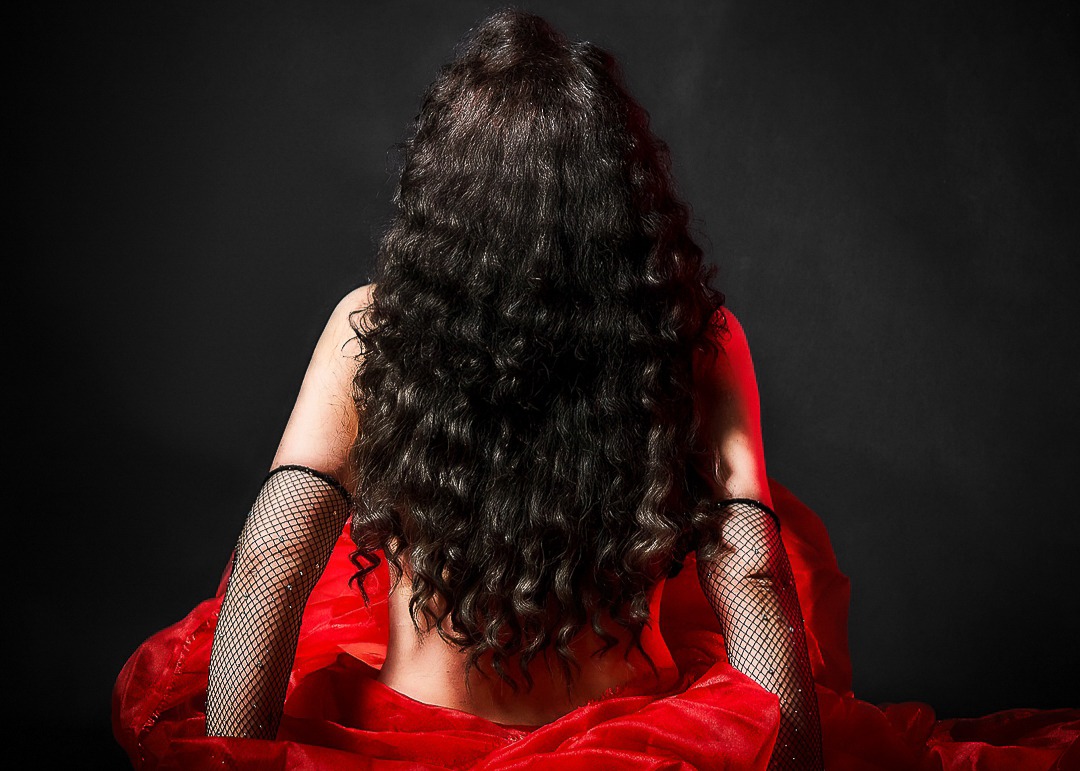 Tarp raudonų debesų